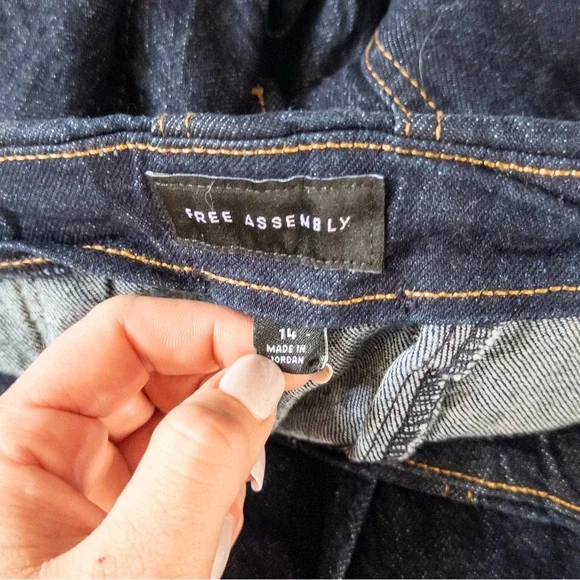 Free Assembly Blue Denim Midi Skirt Size 14 High Waist - Picture 3 of 8